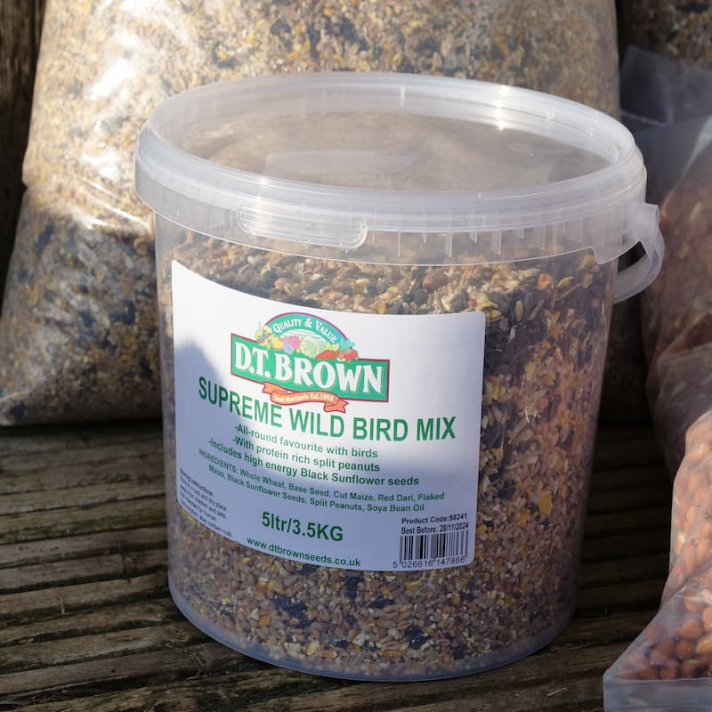 dt-brown HARDWARE Bird Food Supreme Mix